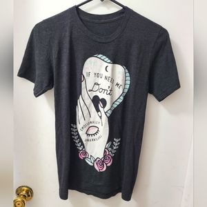 Too Fast tee sz Small